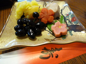 New Year's Osechi cooking. The potato is the gray one at the back right. 